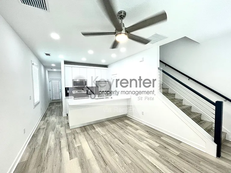 2703 N 24th St #1 — Photo 13