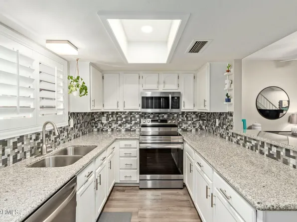 4842 E KACHINA Trail #3, Phoenix, AZ 85044