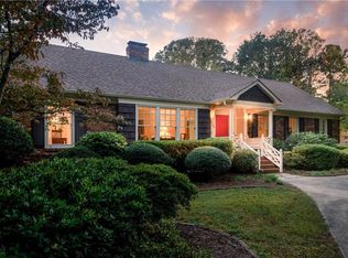 140 Hearthside Dr, Winston Salem, NC 27104