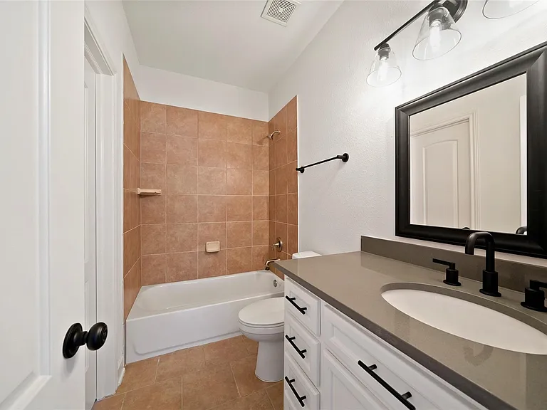 5408 Jonathan Ln — Photo 22