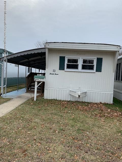 2nd image of 33 Shore Haven Rd