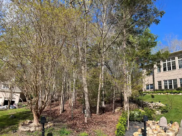 87606 Aycock #406, Chapel Hill, NC 27517