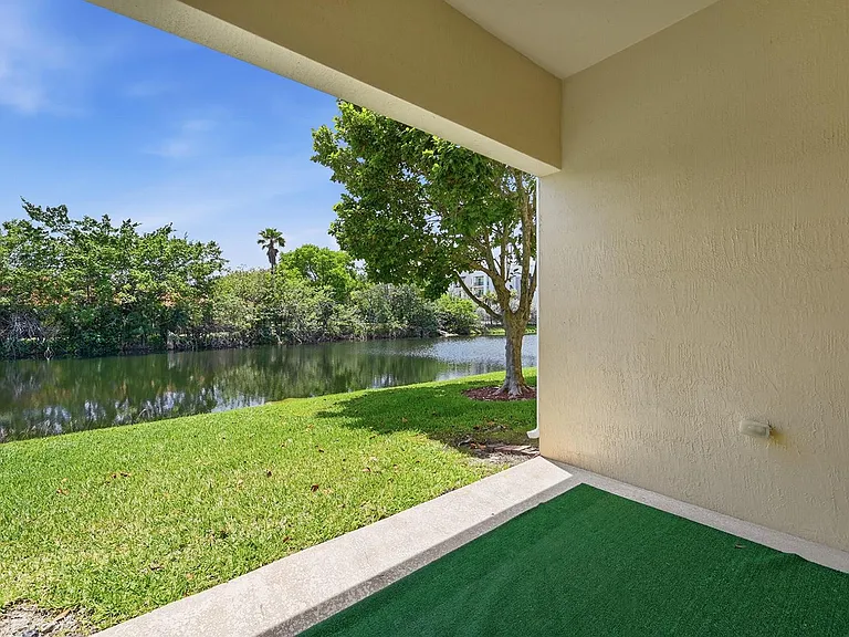 9056 Plymouth Pl — Photo 27