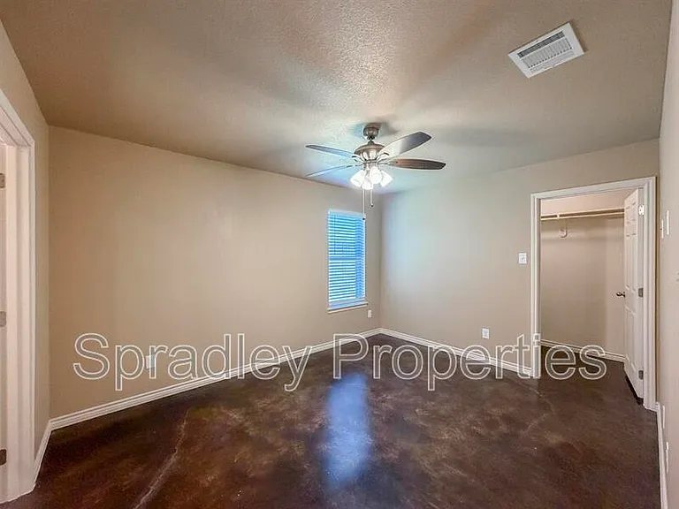 1051B Mason Dr — Photo 12