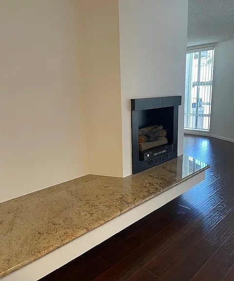 *Model Unit* Studio Floorplan
