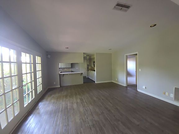 2nd image of 4643 Fern Ave