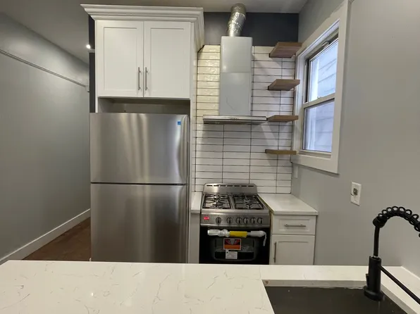 112 Duncan Avenue image 1 of 8