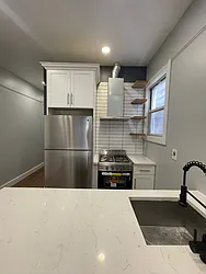 112 Duncan Avenue, #1R