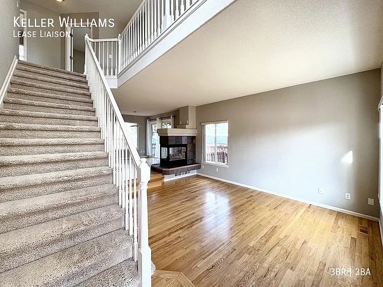 1237 Laurenwood Way — Photo 5