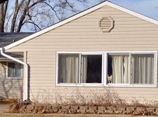 182 Vantroba Dr, Glendale Heights, IL
