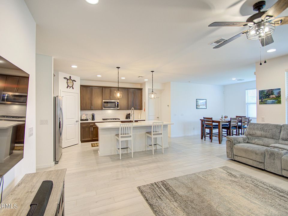 1st image of 4378 E CLYDESDALE Street