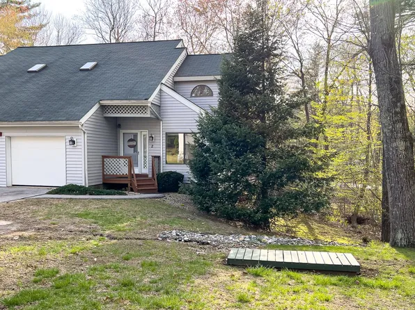 2 Overlook Drive, Atkinson, NH 03811
