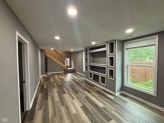 5th image of 1227 W 13th St