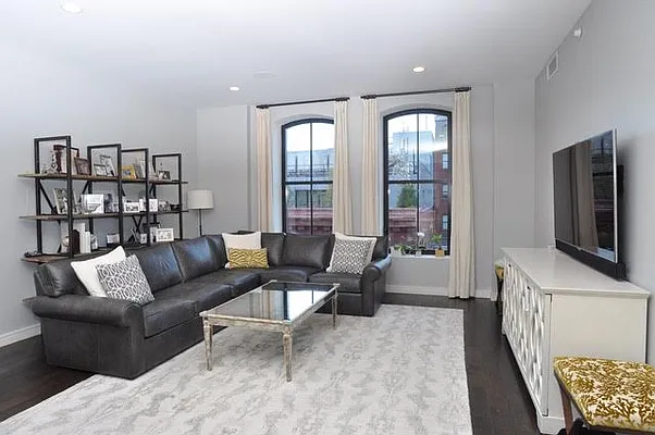 Sold by Luxe Group | media 1