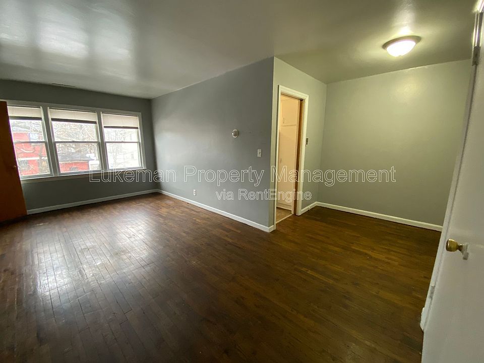 1st image of 1117-1119 S Westnedge Ave #4