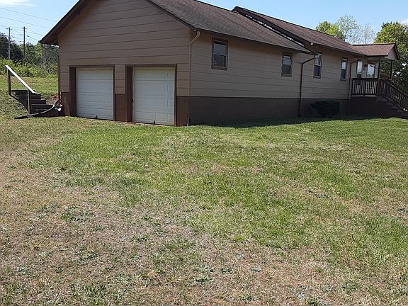 3rd image of 4541 Francis Rd