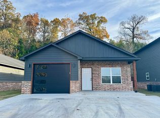 950 E Powell Rd, Tahlequah, OK 74464