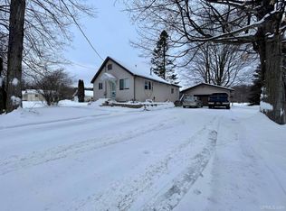 5018 Co #426, Gladstone, MI 49837