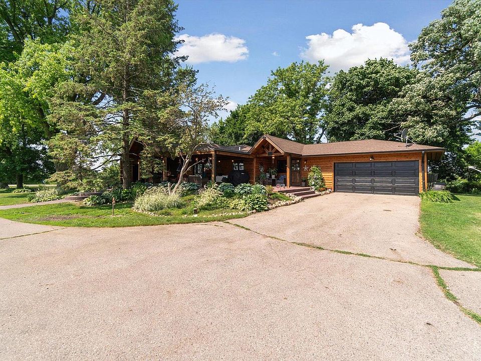 W7108 Kettle Moraine DRIVE, Whitewater, WI 53190 MLS 1848334 Zillow