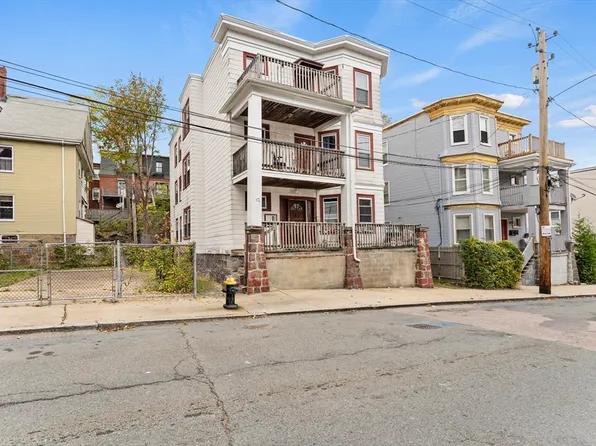 12 Gayland St, Boston, MA 02125