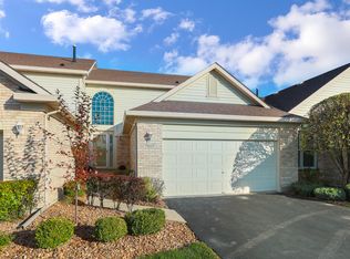 7807 Belle Rive Ct, Tinley Park, IL 60477