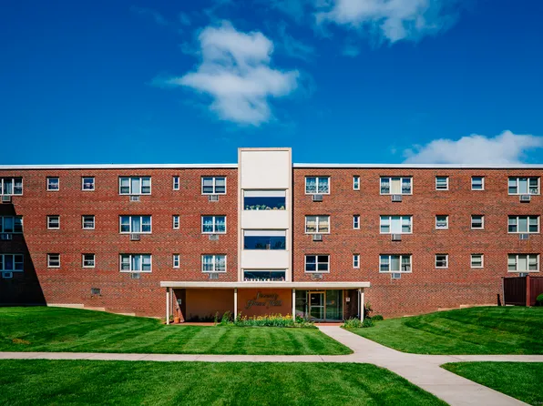70 Grove Hill Street APT 3R, New Britain, CT 06052