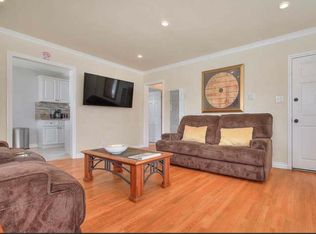 9328 Crenshaw Blvd APT 1, Inglewood, CA 90305