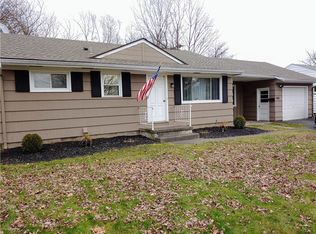 360 Biscayne Dr, Rochester, NY 14612