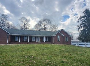 4315 Battletown Rd, Brandenburg, KY 40108