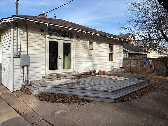 4th image of 1220 NW 22nd St