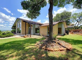 205 E Bluebonnet Rd, Sunrise Beach, TX 78643