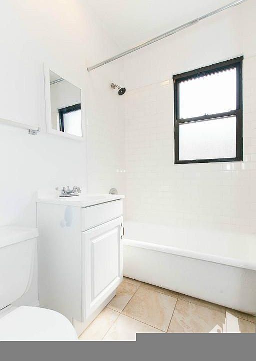 1st image of 2649 N Spaulding Ave #2651-3W