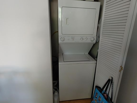 5th image of 3735 W Diversey Ave APT 2R