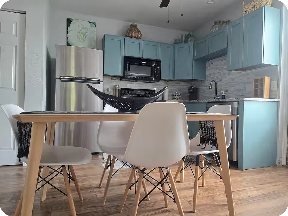 2 bed, $1,975 — Photo 3
