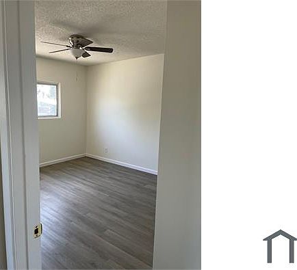 2nd image of 422 E 79th St #3