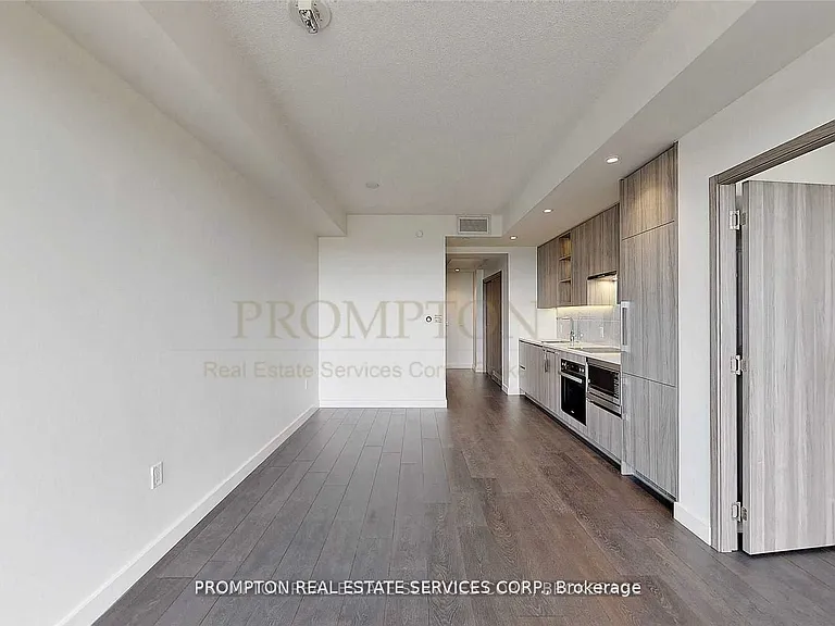 95 McMahon Dr #2205 — Photo 7