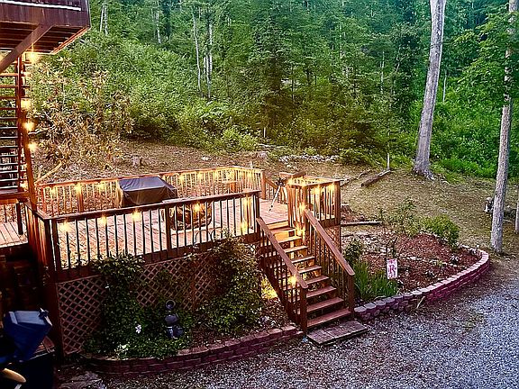 3rd image of 171 Little Mountain Ln