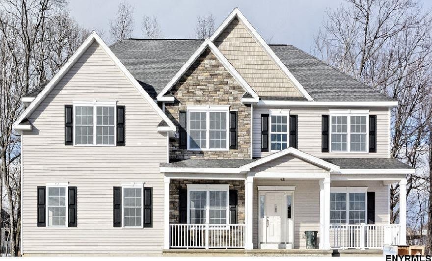 1st image of 6 Red Barn Dr