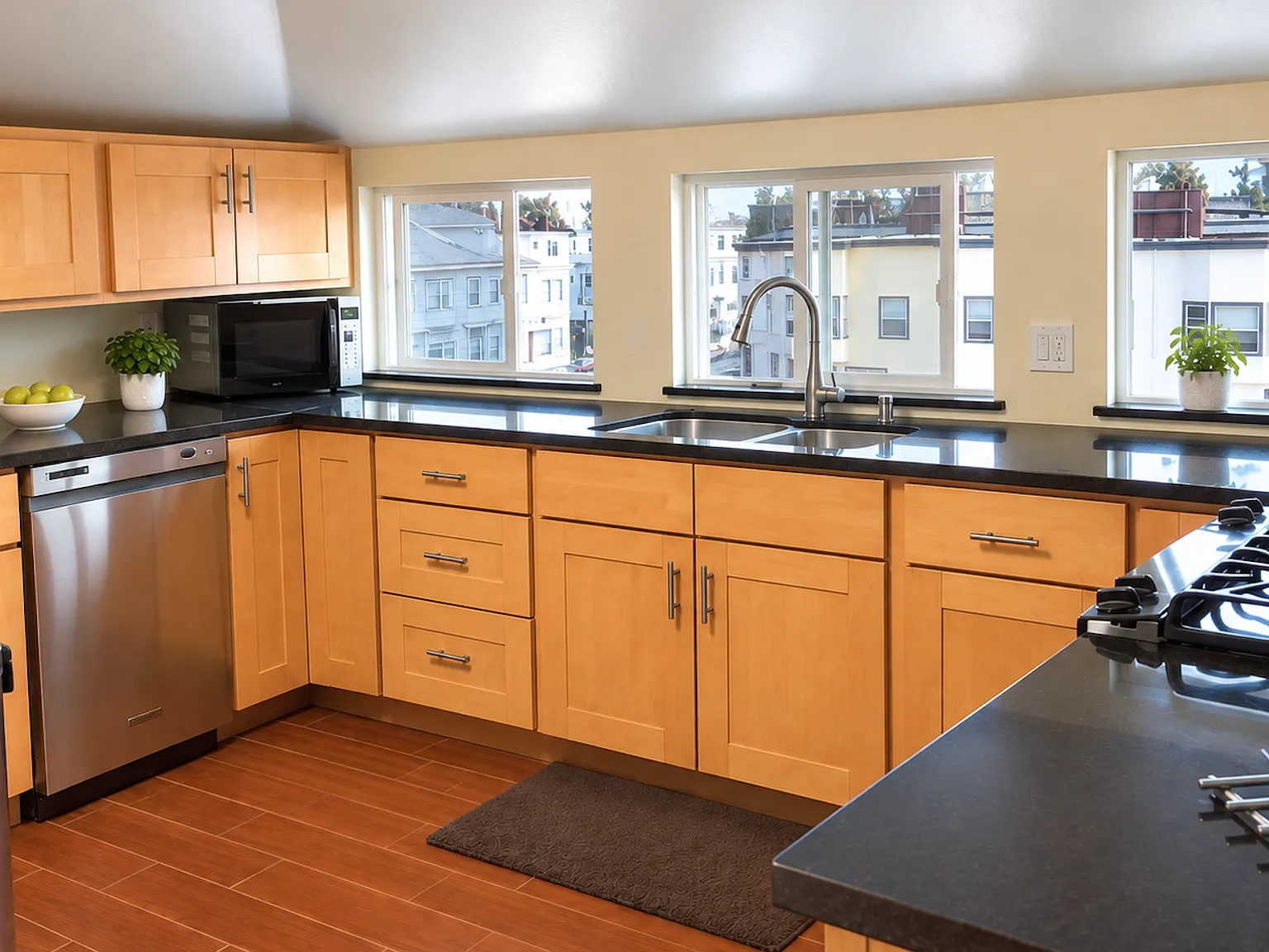 2 bed, $2,495 — Photo 2