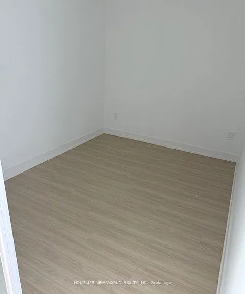 8 Wellesley St W #5802 — Photo 8