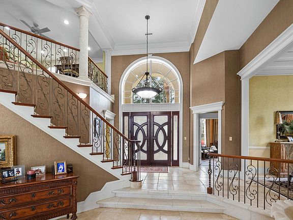 4th image of 8747 Monaco Circle