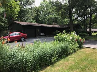 6410 Sharon Dr, Fort Wayne, IN
