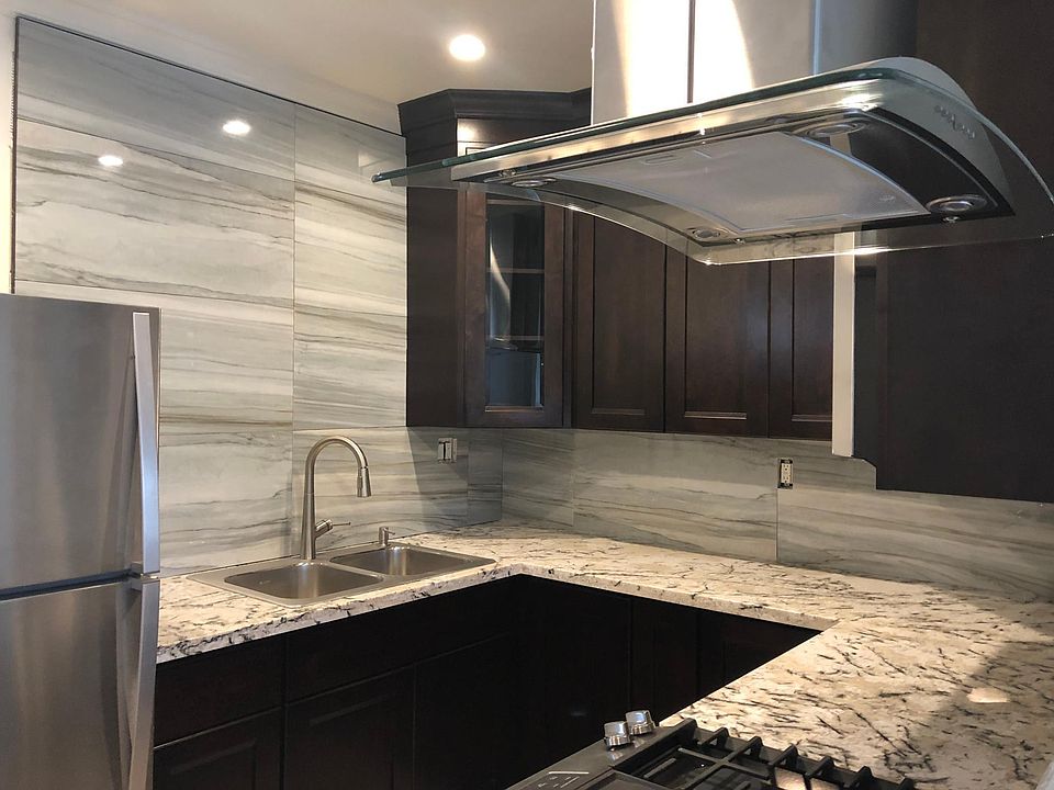 1st image of 311 Mesa Dr APT 16