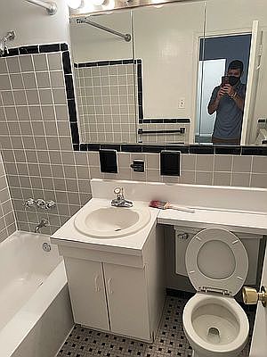 4th image of 30 W 60th St APT 2T