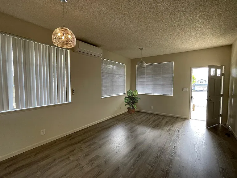 95-219 Hoailona Pl — Photo 4