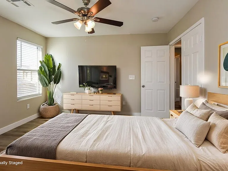9997 Big Bow Springs Ct — Photo 11