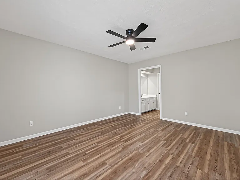 12079 Maverick Dr — Photo 17