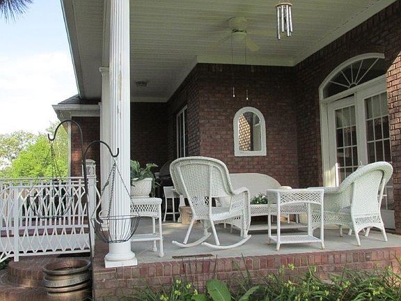4th image of 83 Stoney Mountain Dr
