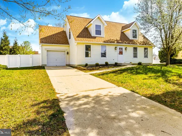 123 Deschler Blvd, Clayton, NJ 08312