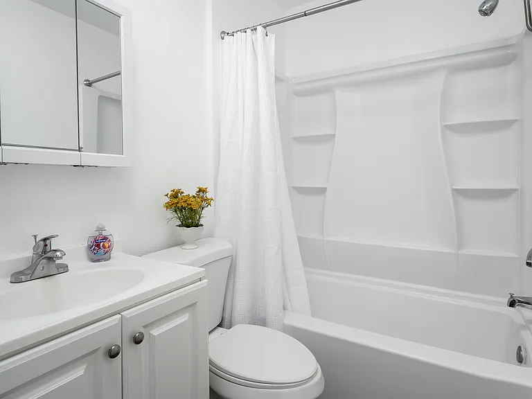 4733 S Slauson Ave #8 — Photo 12